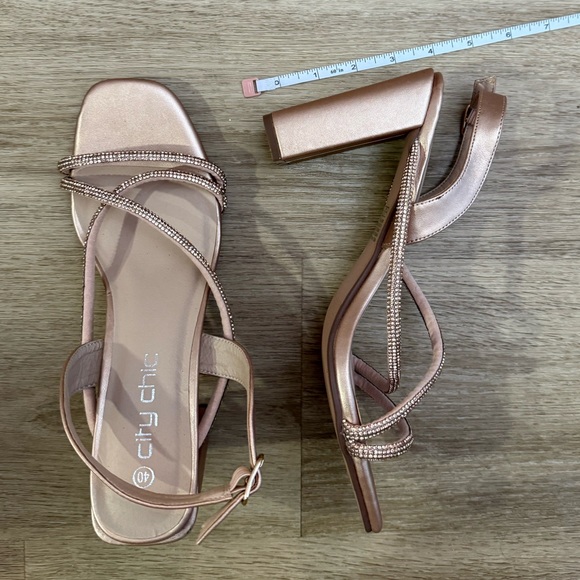 NWOT Size 9 City Chic Women's Plus Size Heel Sparkle Glitz Ankle Boot - Picture 8 of 8